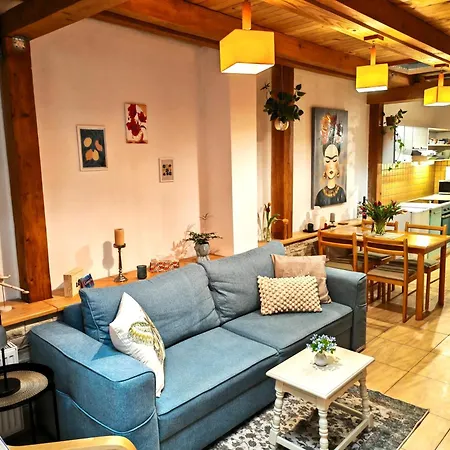 Frida Old Town With Private Parking קושיצה