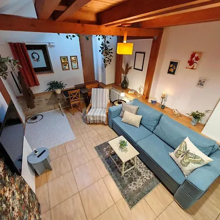 Frida Old Town With Private Parking *