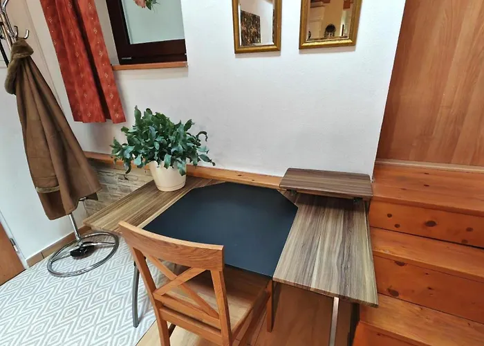 Frida Old Town With Private Parking Кошице