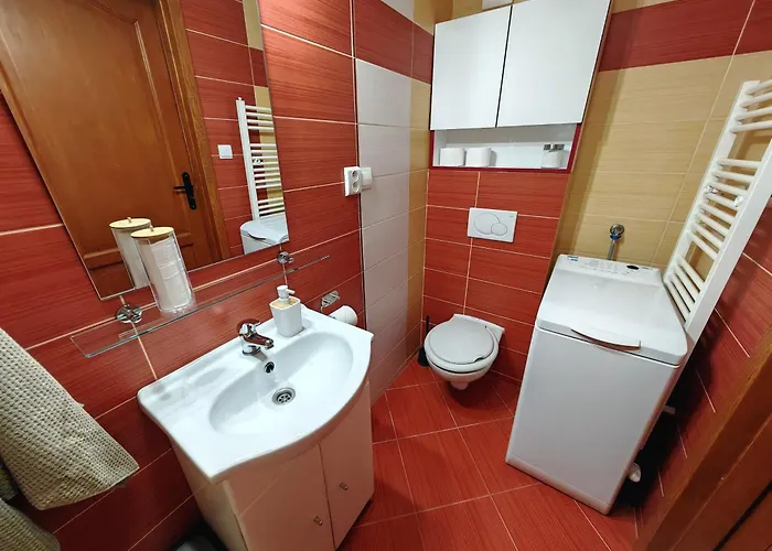 Frida Old Town With Private Parking